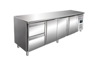 SARO Cooling table with 3 doors and 1x 2 drawer set, model KYLJA 4110 TN