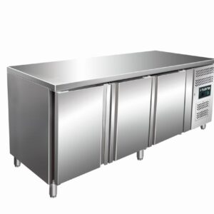SARO refrigerated cooling tabel, 3 doors, model SNACK 3100 TN
